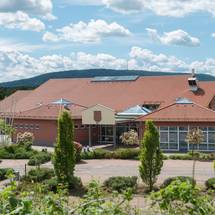 Mehrzweckhalle Bolanden.jpg Mehrzweckhalle Bolanden.jpg