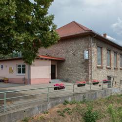 Turnhalle Bischheim.jpg Turnhalle Bischheim.jpg